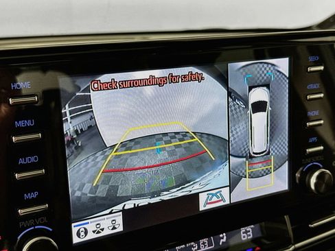 Certified 2024 Toyota Sienna Platinum AWD/4WD image 14