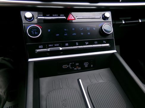 Used 2025 Hyundai Santa Fe SEL image 26