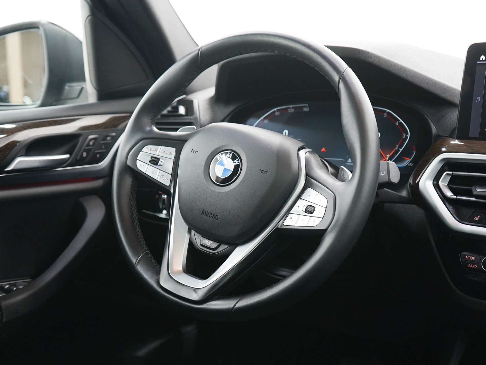 Used 2022 BMW X3 xDrive30i AWD/4WD image 14