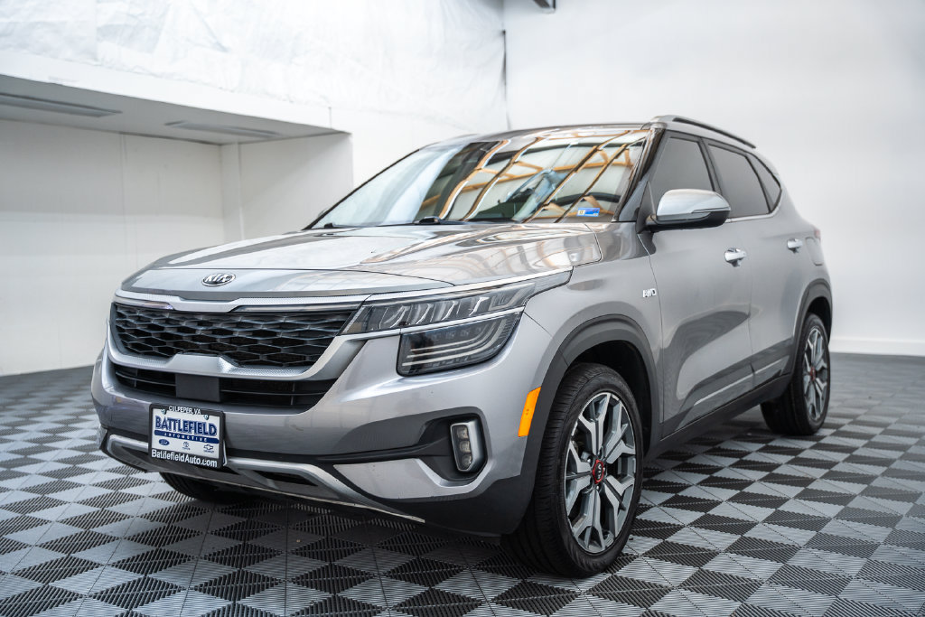 Used 2021 Kia Seltos SX w/ SX Sunroof Package AWD/4WD image 3