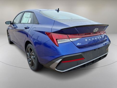 New 2026 Hyundai Elantra Sport image 5