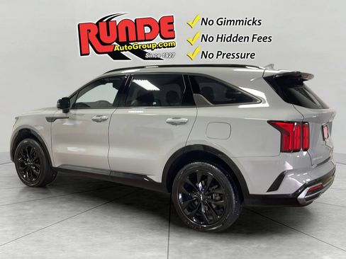 Used 2023 Kia Sorento SX AWD/4WD image 4