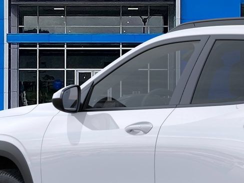 New 2026 Chevrolet Trax LT w/ Sunroof Package FWD image 13