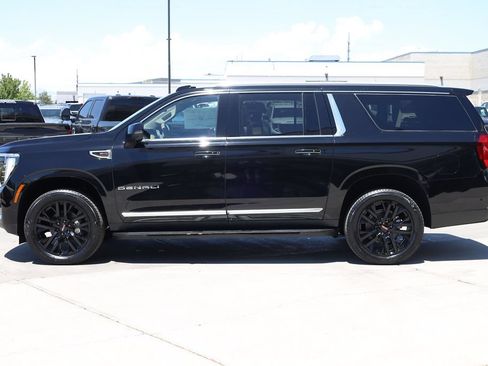 New 2026 GMC Yukon XL Denali AWD/4WD image 3