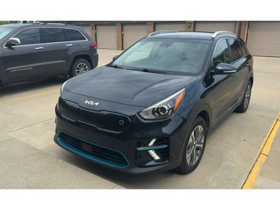 Used 2022 Kia Niro EX