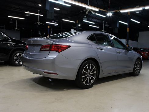 Used 2015 Acura TLX V6 image 3