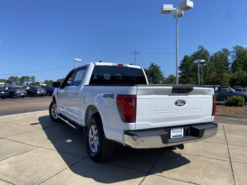 Used 2025 Ford F150 XLT w/ Equipment Group 301A Standard AWD/4WD image 9