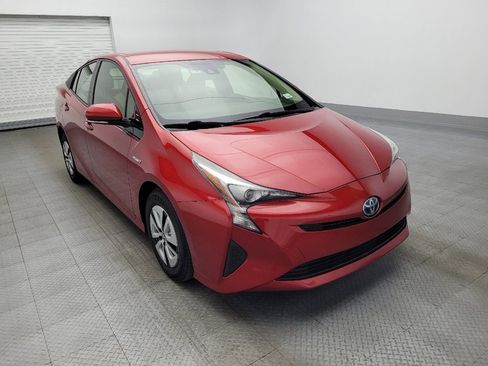 Used 2018 Toyota Prius Two image 13