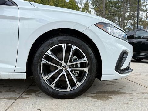New 2026 Volkswagen Jetta Sport FWD image 8
