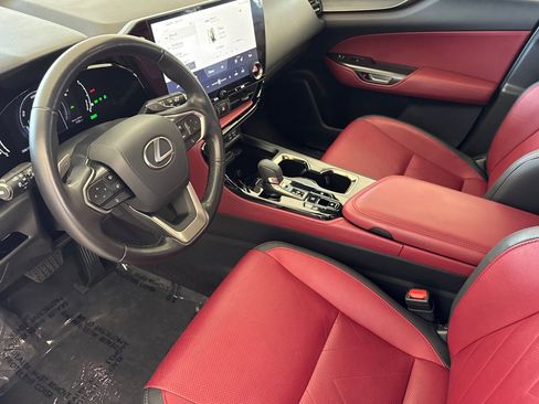 Used 2022 Lexus NX 350h AWD image 10