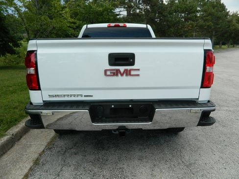 Used 2019 GMC Sierra 1500 Limited w/ Sierra Convenience Package AWD/4WD image 8