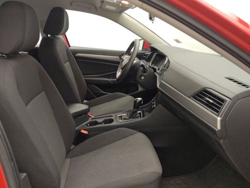 Used 2019 Volkswagen Jetta SE FWD image 21