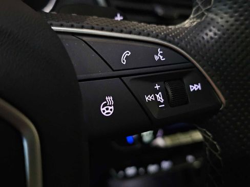 Used 2022 Audi SQ5 Premium Plus w/ Premium Plus Package image 30