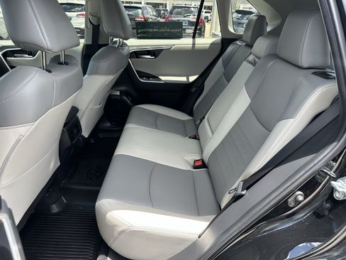 Used 2022 Toyota RAV4 Limited w/ Limited Grade Weather Package AWD/4WD image 19