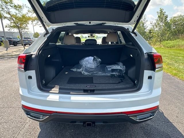 New 2026 Volkswagen Atlas Cross Sport SE AWD/4WD image 14