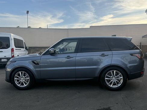 Used 2019 Land Rover Range Rover Sport SE AWD/4WD image 8