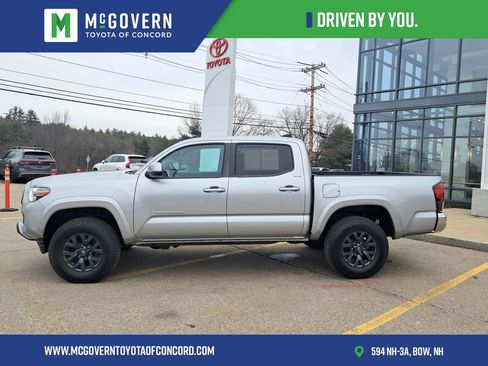 Used 2023 Toyota Tacoma SR5 AWD/4WD image 6