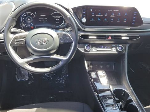 Certified 2023 Hyundai Sonata SEL w/ Convenience Package FWD image 6