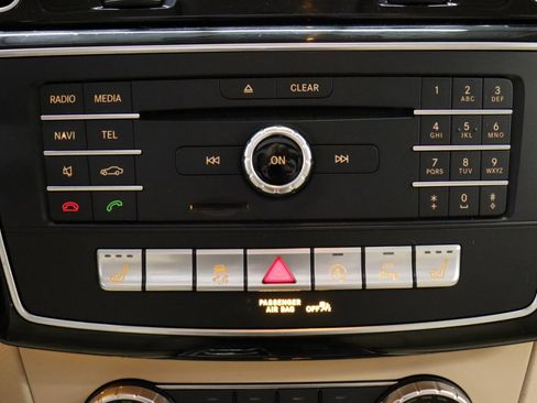 Used 2019 Mercedes-Benz GLE 400 4MATIC image 6