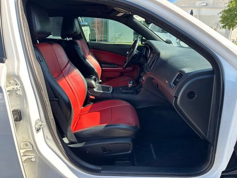 Used 2016 Dodge Charger SXT w/ Plus Group RWD image 15
