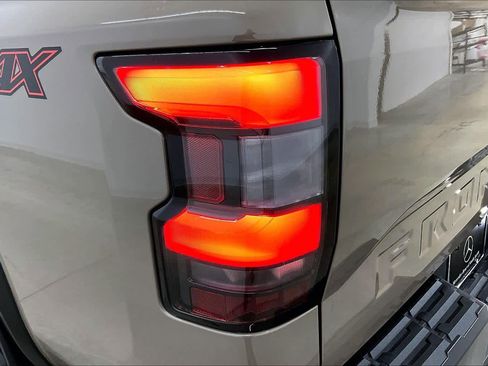 Used 2024 Nissan Frontier PRO-4X w/ Off-Road Protection Package image 29
