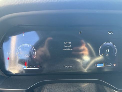 Used 2023 Jeep Grand Cherokee Limited image 15