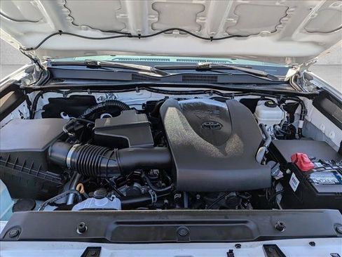 Used 2023 Toyota Tacoma TRD Off-Road w/ Advanced Technology Package AWD/4WD image 22