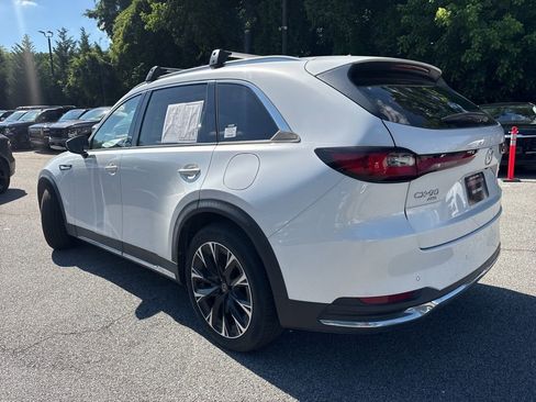 Used 2024 MAZDA CX-90 Plug-In Hybrid w/ Premium Pkg AWD/4WD image 2