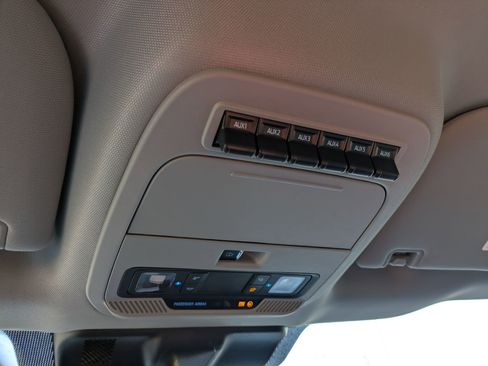 New 2026 Ford F550 4x4 Crew Cab image 26