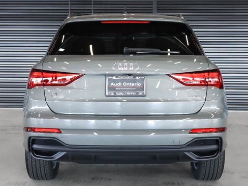 New 2025 Audi Q3 2.0T Premium image 16