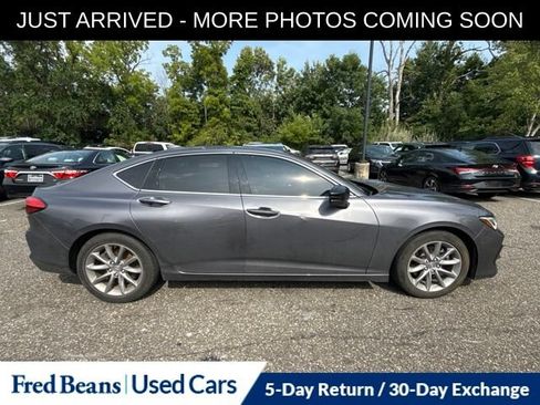 Used 2023 Acura TLX FWD image 9