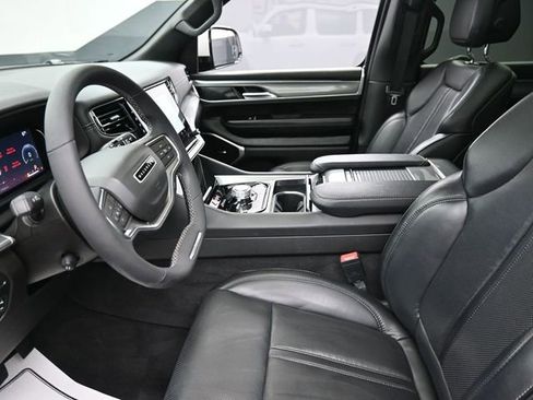 Used 2022 Jeep Wagoneer Series I image 13