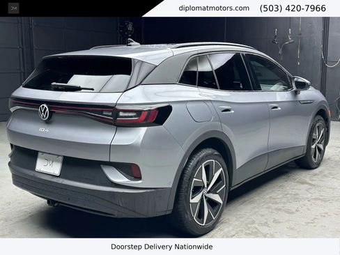 Used 2024 Volkswagen ID.4 Pro S image 7