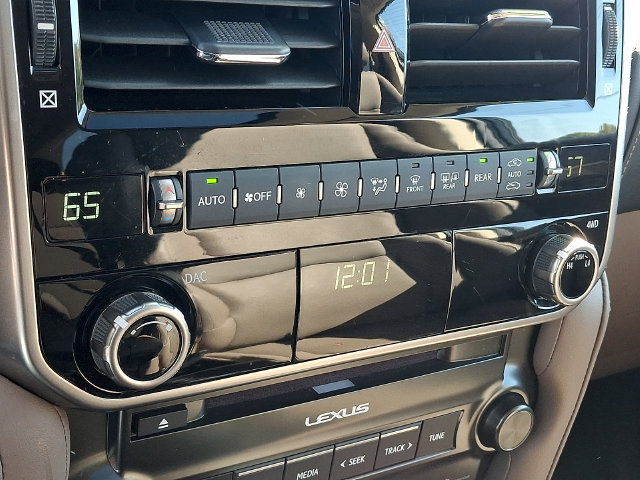 Used 2023 Lexus GX 460 Premium w/ Premium Plus Package AWD/4WD image 17