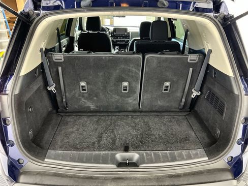 Certified 2022 Nissan Pathfinder SV image 19