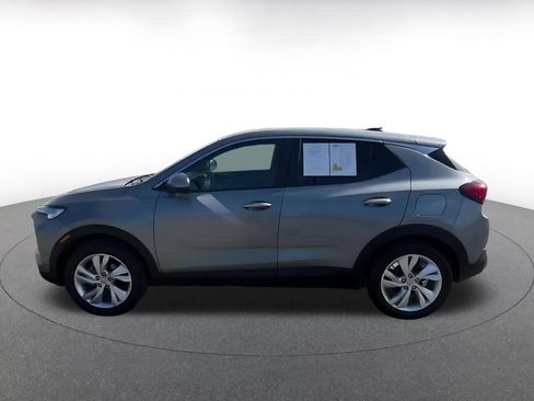 Used 2025 Buick Encore GX Preferred FWD image 9