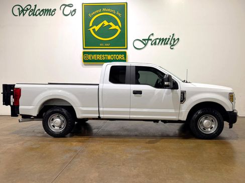Used 2019 Ford F250 XL w/ Power Equipment Group image 17