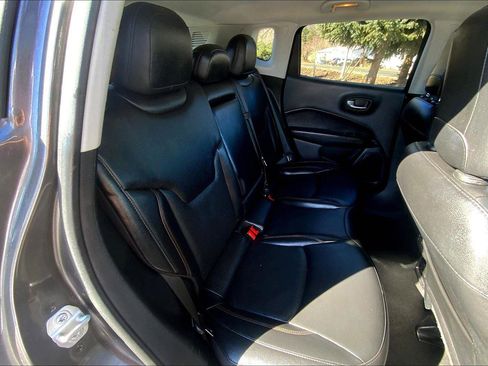 Used 2021 Jeep Compass Limited image 26