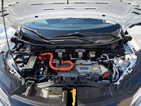 Used 2023 Nissan Ariya FWD image 36