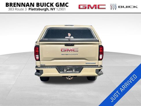 Used 2023 GMC Sierra 1500 Elevation AWD/4WD image 4