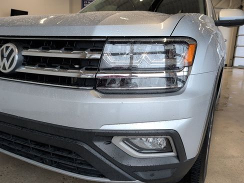 Used 2019 Volkswagen Atlas SEL AWD/4WD image 29