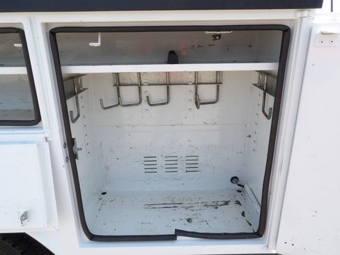 Used 2015 Ford F550 2WD Regular Cab Super Duty w/ Snow Plow Prep Package image 64