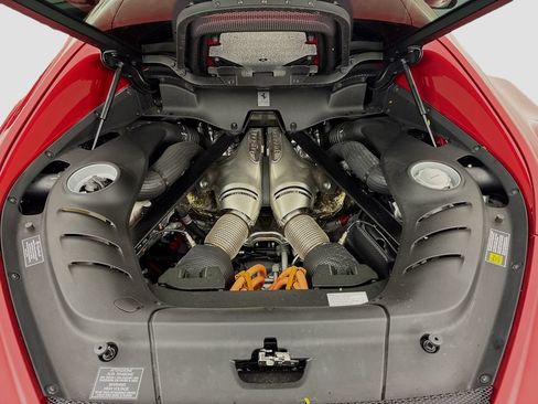 Used 2024 Ferrari 296 GTB RWD image 33