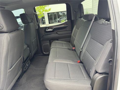 Used 2023 Chevrolet Silverado 1500 LT AWD/4WD image 31
