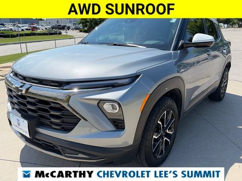 Used 2024 Chevrolet TrailBlazer ACTIV w/ Convenience Package AWD/4WD image 4
