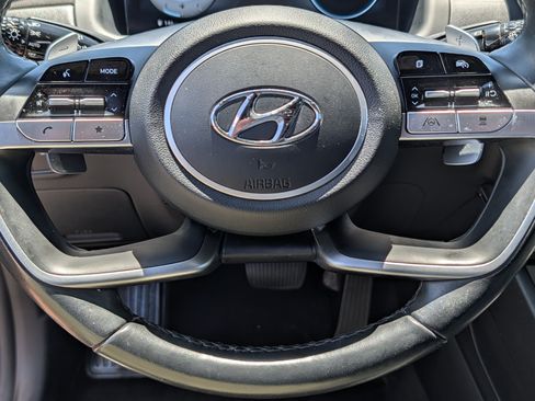 Used 2022 Hyundai Santa Cruz Limited AWD/4WD image 25