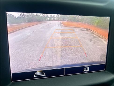 Certified 2023 Chevrolet Silverado 1500 Custom image 21