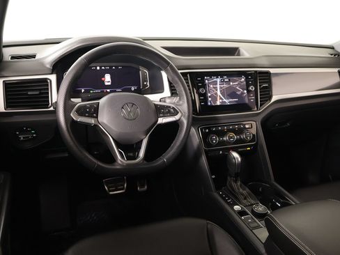 Used 2023 Volkswagen Atlas Cross Sport SEL R-Line AWD/4WD image 2