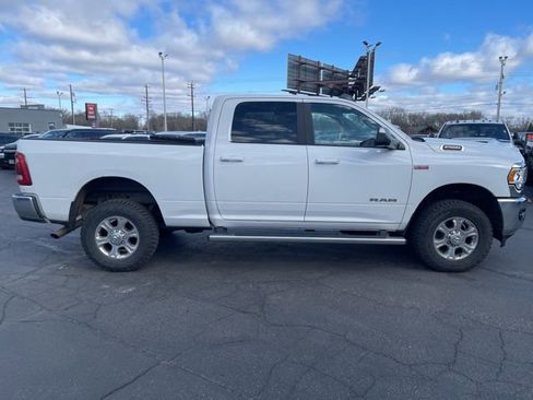 Used 2021 RAM 2500 Big Horn w/ Level B Equipment Group AWD/4WD image 11