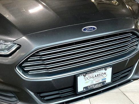 Used 2016 Ford Fusion SE FWD image 13